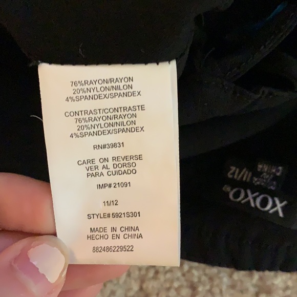 Color Block Dress - Picture 9 of 10